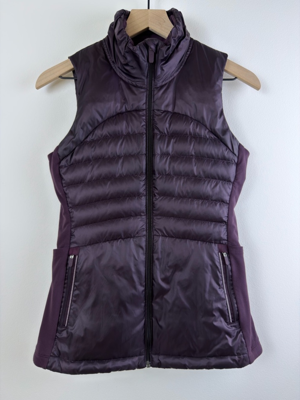 Lululemon Down For A Run Vest II Black Cherry